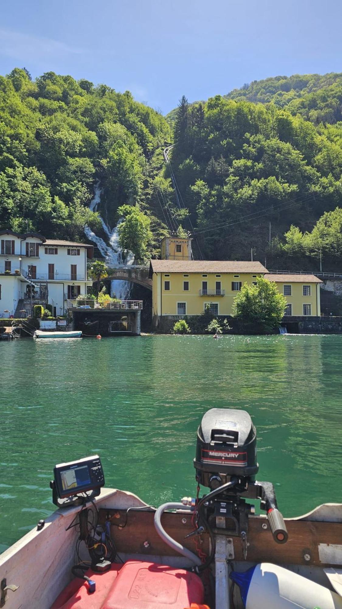 Bucaneve Laino Esterno foto